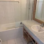 Dans Résidence De Standing Avec Terrasse Et Vue *