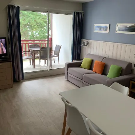 Dans Résidence De Standing Avec Terrasse Et Vue